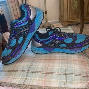 brooks cascadia 6 womens